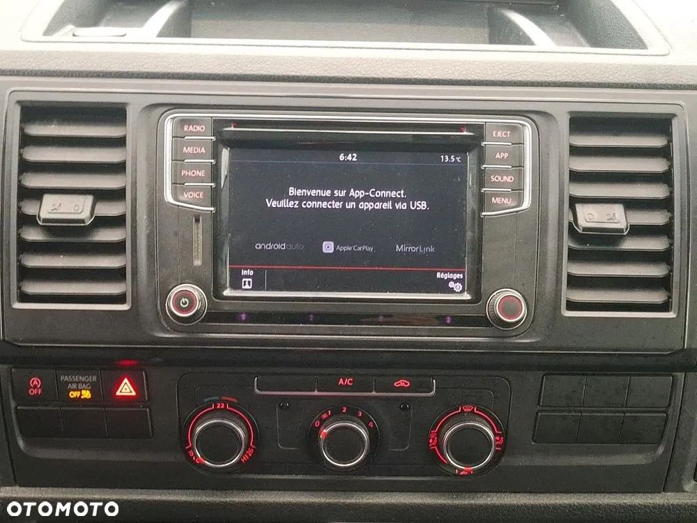 Volkswagen Transporter - 7