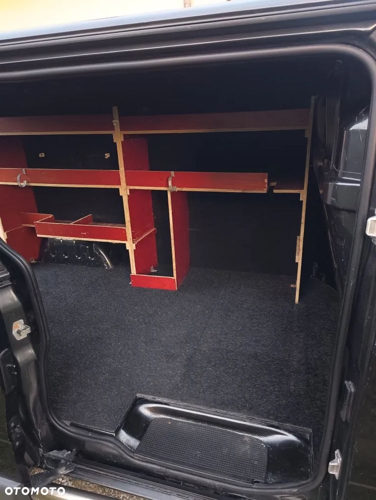 Renault Trafic - 12