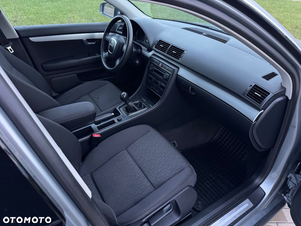 Audi A4 Avant - 15