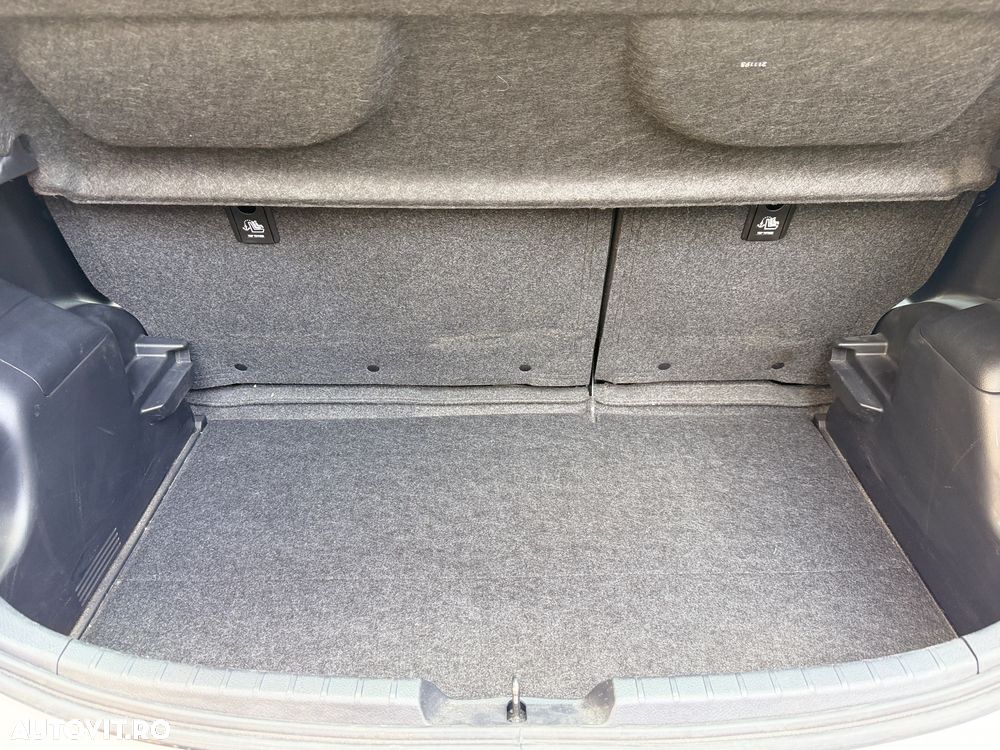 Toyota Yaris 1.5 VVT-i Comfort - 13