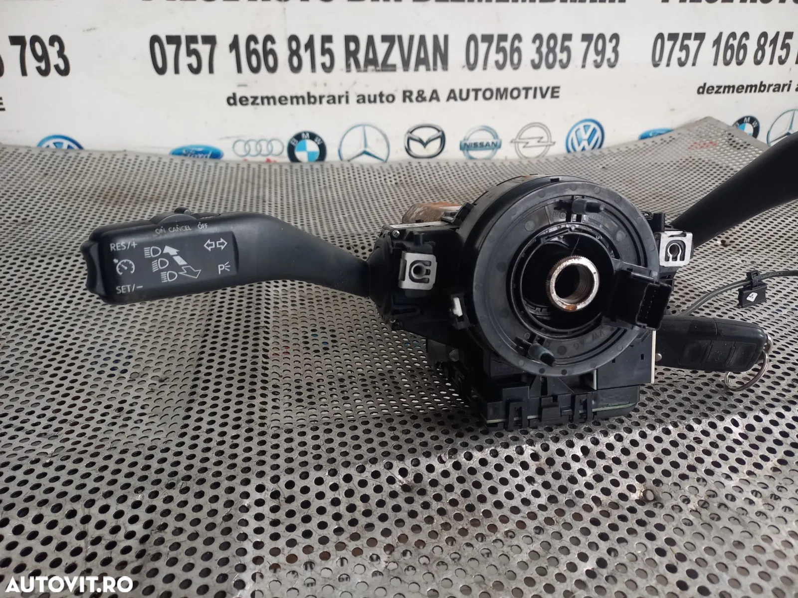 Banda Spira Spirala Volan Maneta Semnalizare Stergatoare Vw Golf 5 Touran Caddy Cu Tempomat An 2005-2006-2007-2008-2009-2010 Cod 1K0953503EJ 1K0959653C Dezmembrez Vw Golf 5 - 4