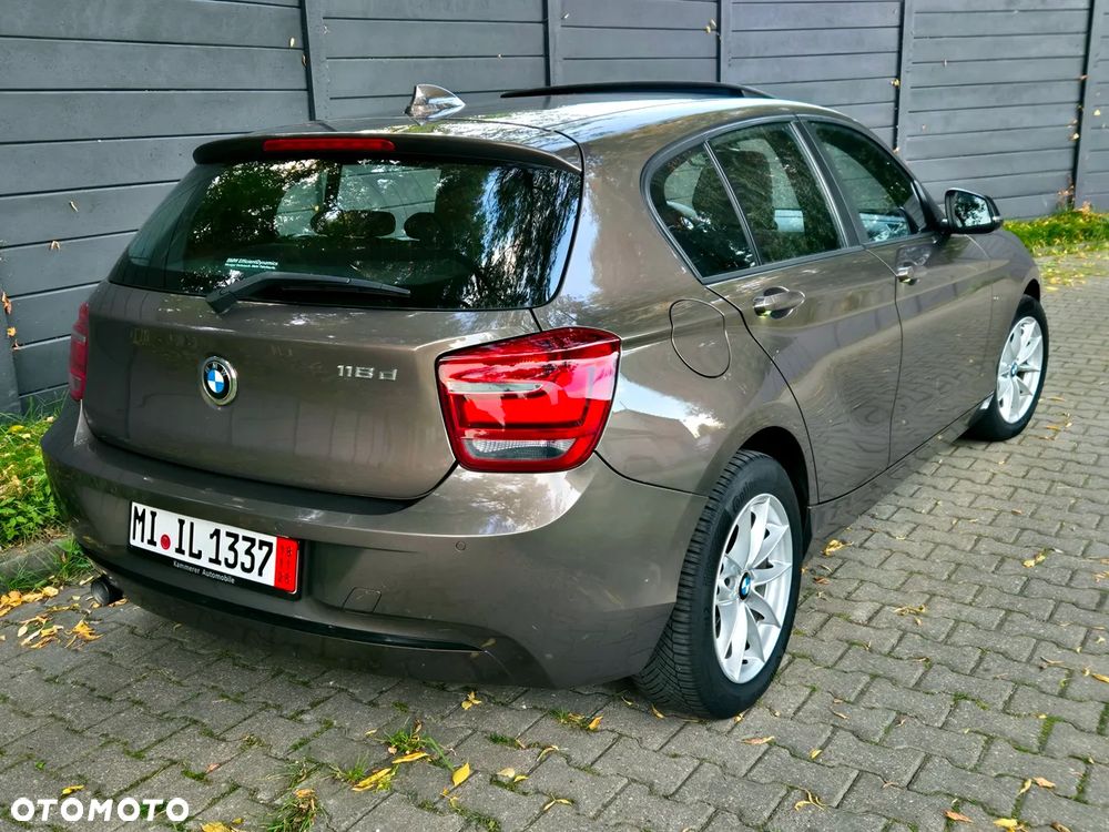 BMW Seria 1 118d DPF Edition Sport - 3