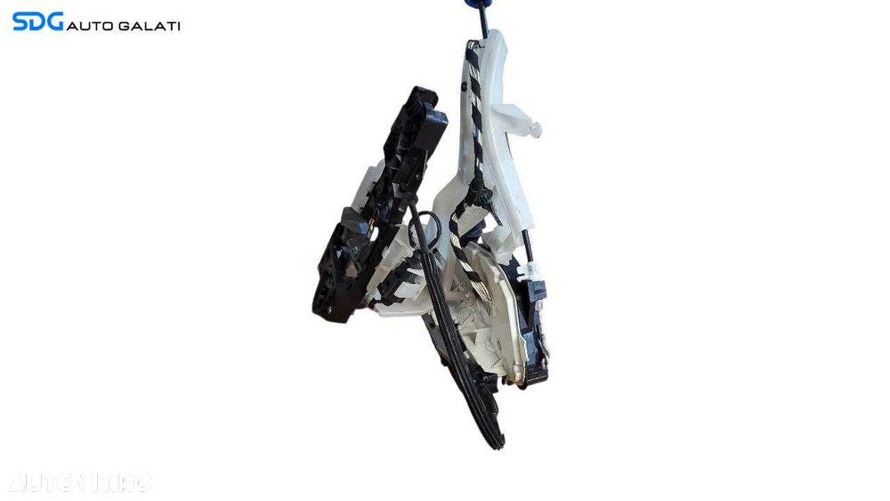 Broasca Incuietoare cu Suport Maner Usa Portiera Dreapta Fata Volkswagen Scirocco 2009 - 2014 Cod 5N2837016C [L8544] - 4