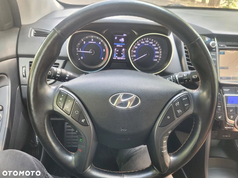 Hyundai i30 1.6 CRDi Style - 14