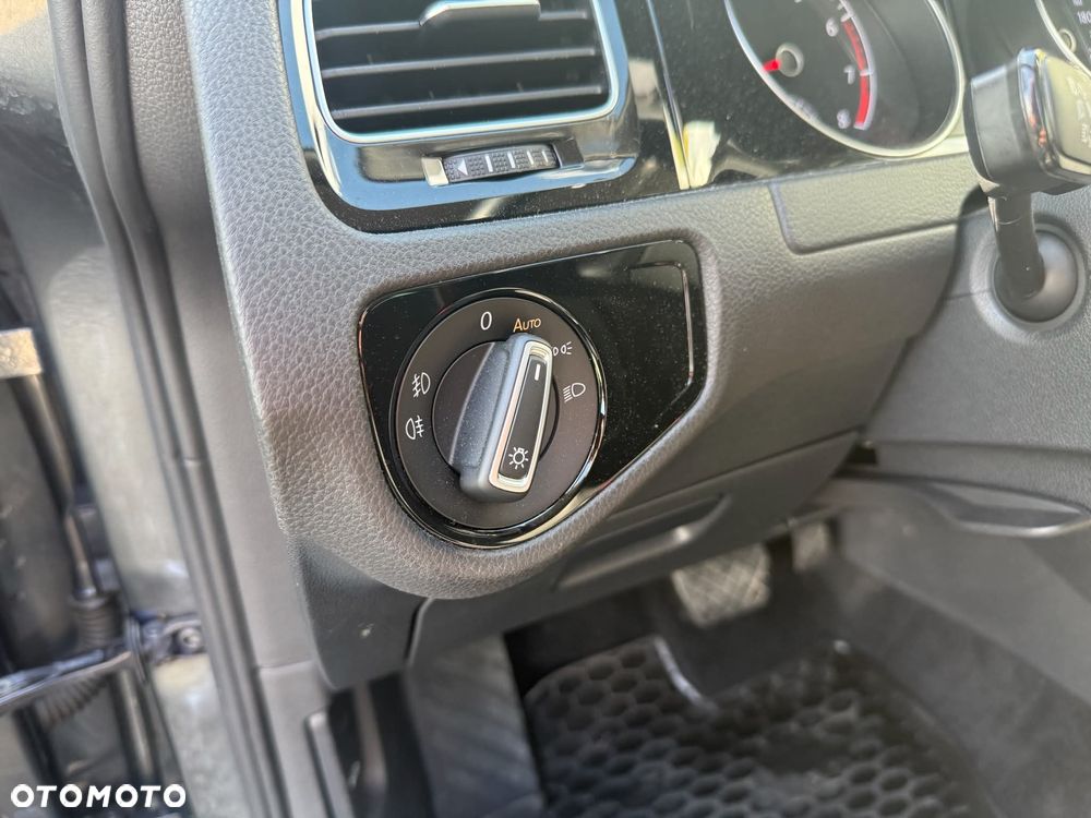 Volkswagen Golf 1.5 TSI ACT OPF DSG Highline - 19