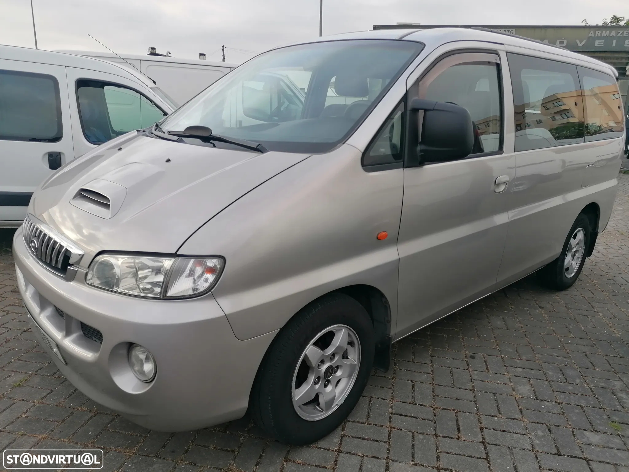 Hyundai H1 T/Intercooler - 3