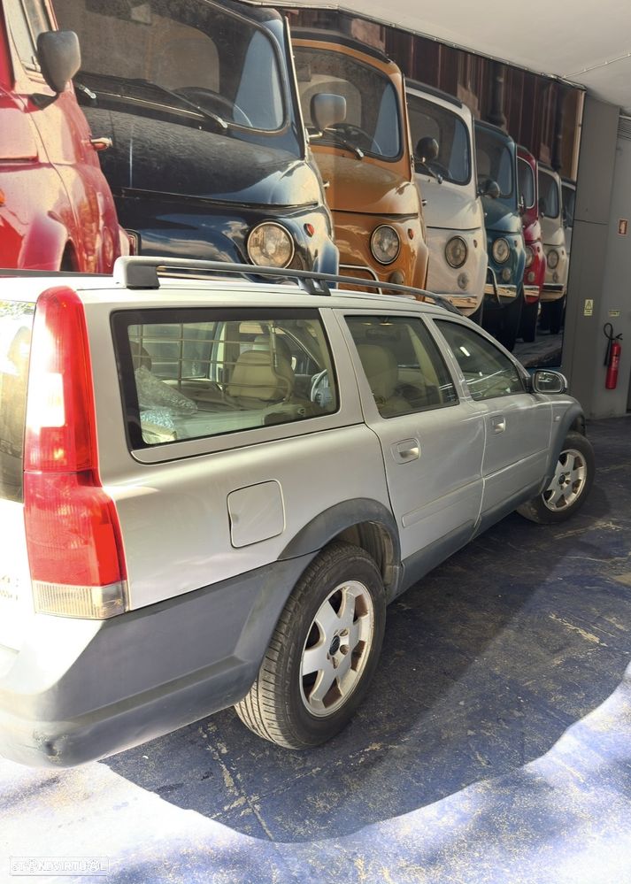 Volvo XC 70 - 3