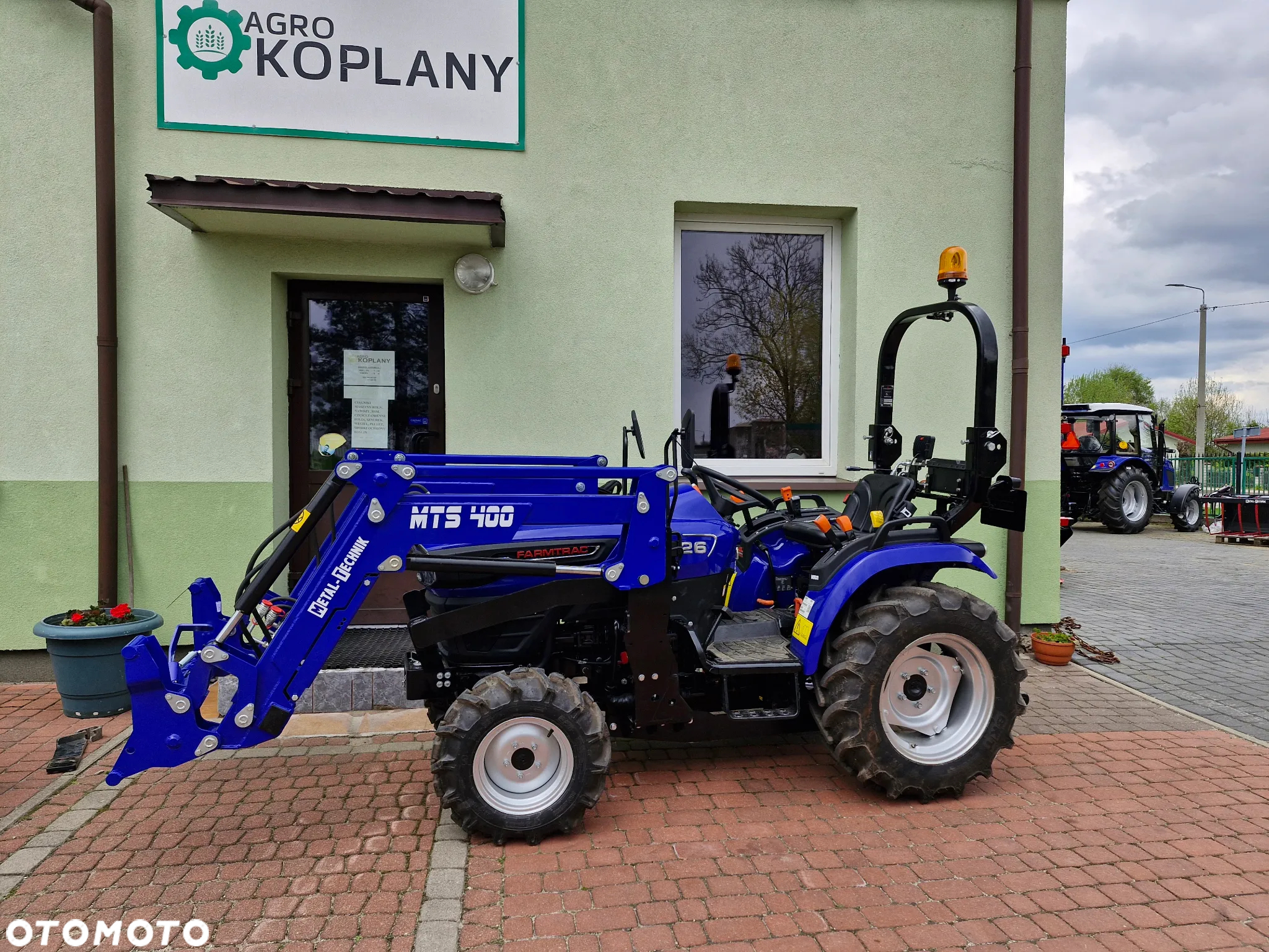 Farmtrac 26 4WD - 24