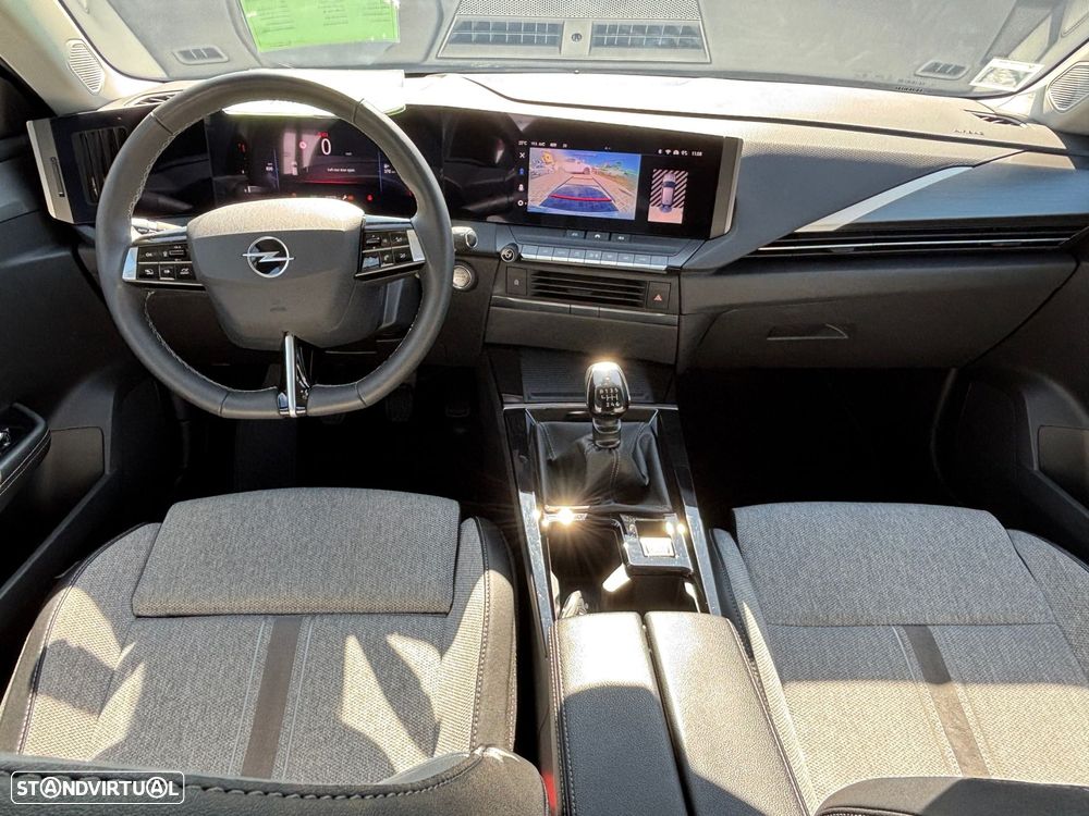 Opel Astra 1.2 T Elegance - 8