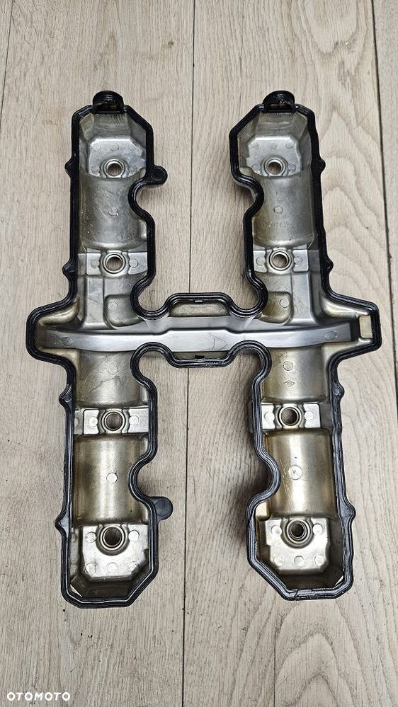 Pokrywa Zaworów Dekiel Yamaha XJR 1200 / 1300   4KG10 - 12
