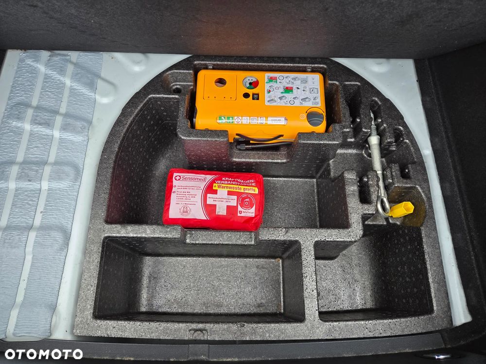 Peugeot RCZ 1.6 155 THP - 23