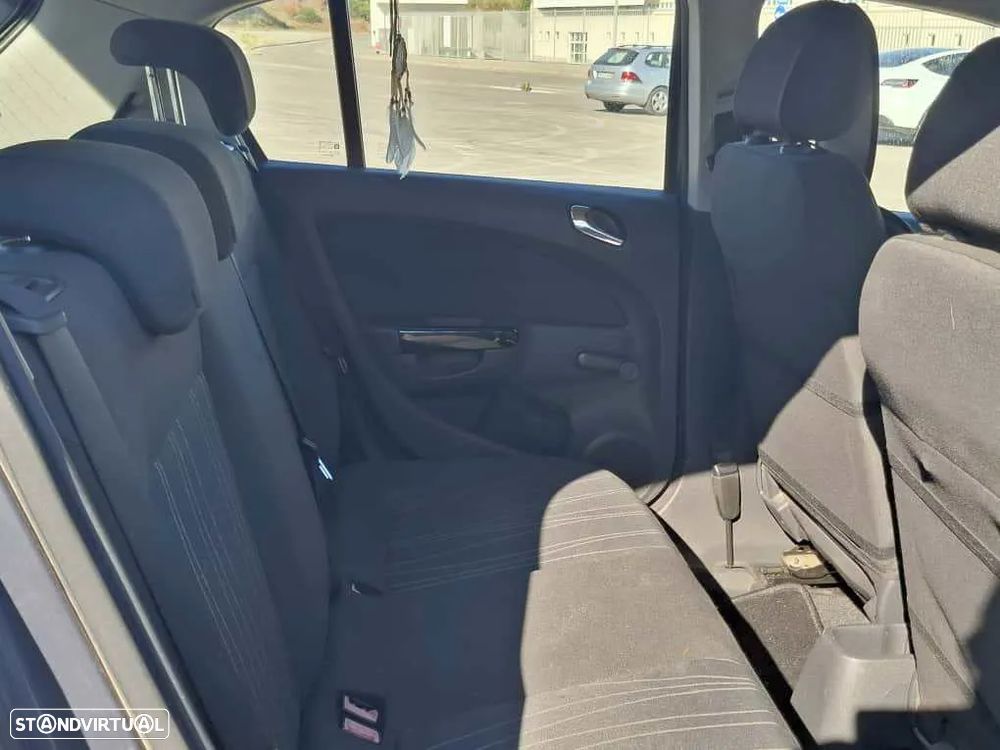 Opel Corsa - 10