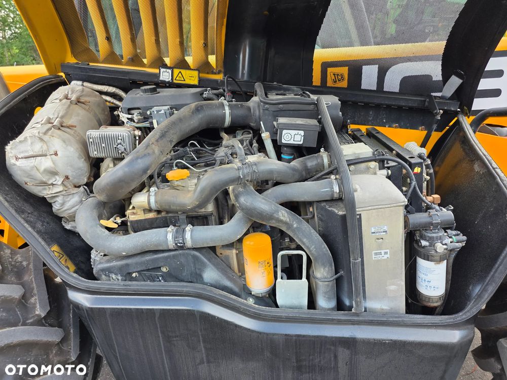 JCB 536-60 AGRI PREMIER - 12