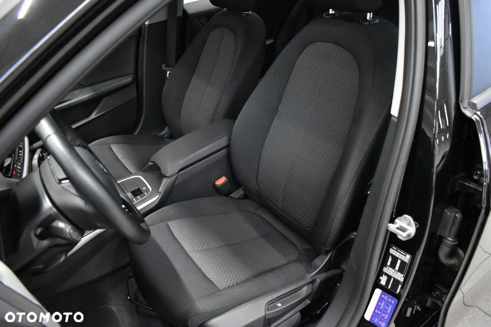 BMW Seria 1 118i Advantage - 9