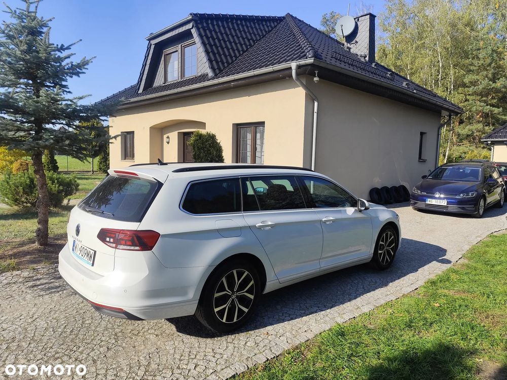 Volkswagen Passat Variant - 11