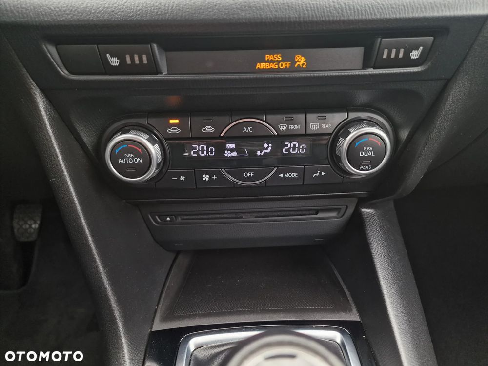 Mazda 3 - 25