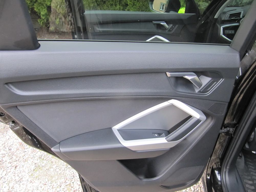 Audi Q3 35 TFSI S tronic - 21