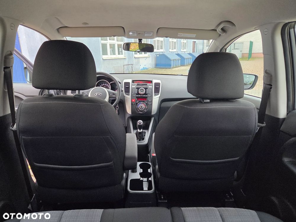 Kia Venga 1.4 CVVT Fifa World Cup Edition - 26