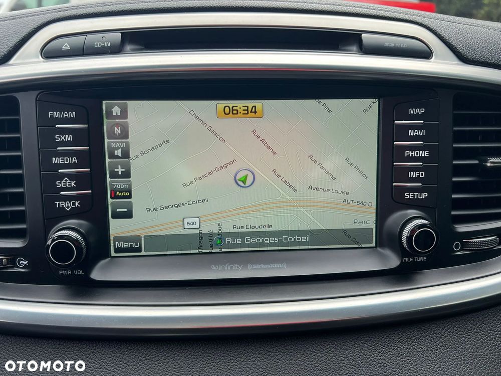 Kia Sorento - 33