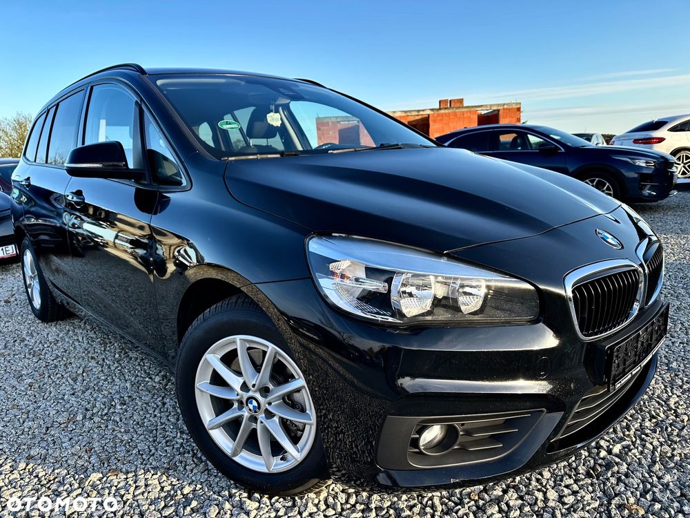 BMW Seria 2 218d - 31