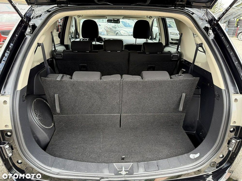 Mitsubishi Outlander - 17