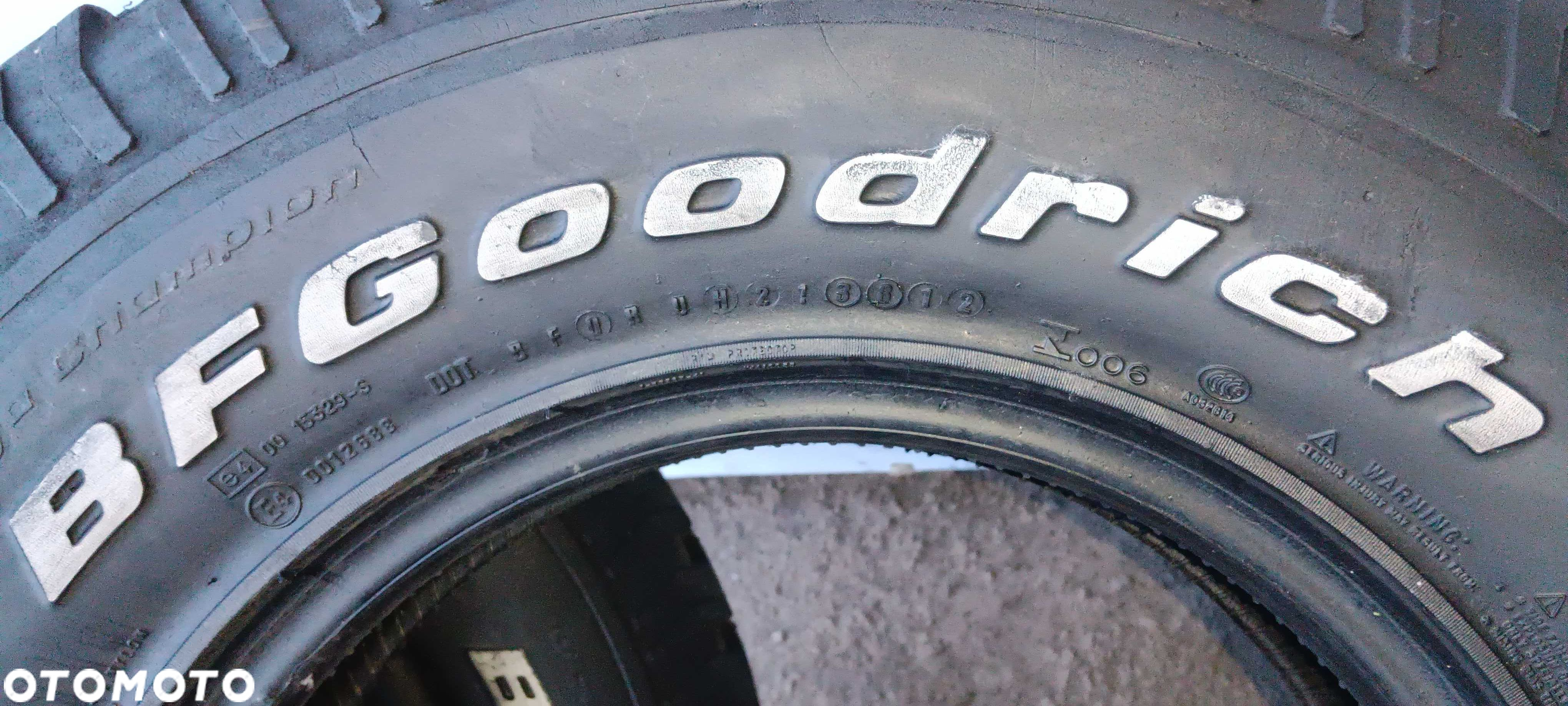 P512390M Para 235/85R16 BF-GoodRich All- Terrain T/a dot.2610 - 7