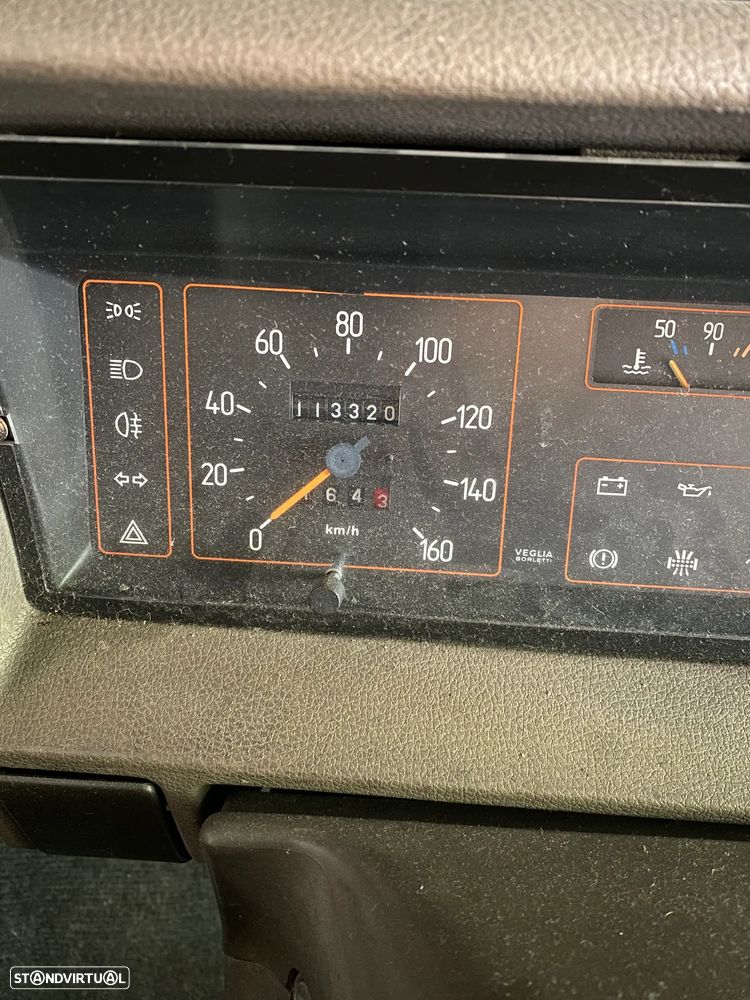 Peugeot J5 - 17