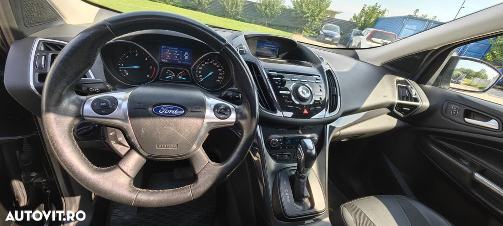 Ford Kuga 2.0 TDCi Powershift 4WD Titanium - 12