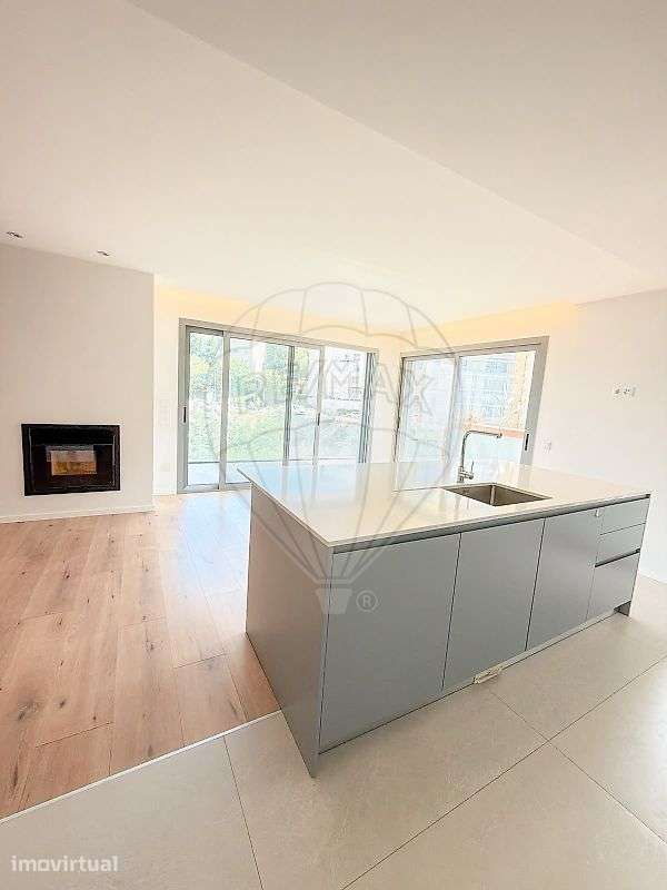 Apartamento T3 para arrendamento - Grande imagem: 2/19