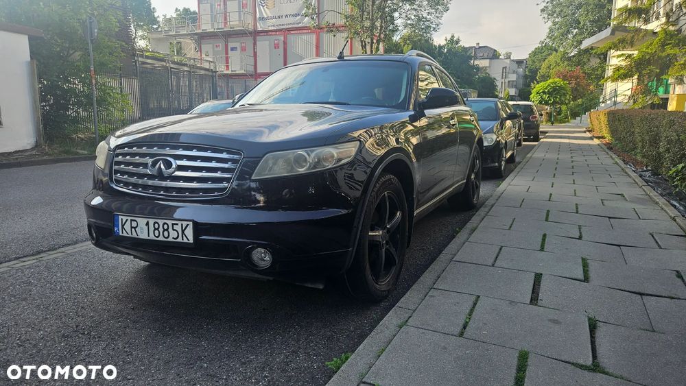 Infiniti FX - 1