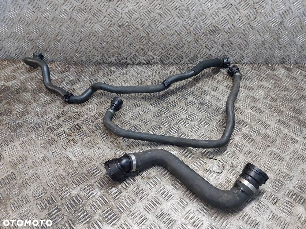 PRZEWÓD WĄŻ RURA WODY BMW E90 E91 2.0 D 7811125 - 1