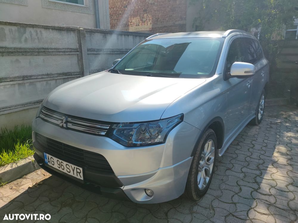 Mitsubishi Outlander 2.0 Litre DOHC MIVEC 4WD Instyle Navi - 16
