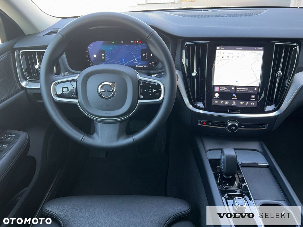 Volvo V60 B4 B Plus Dark - 12