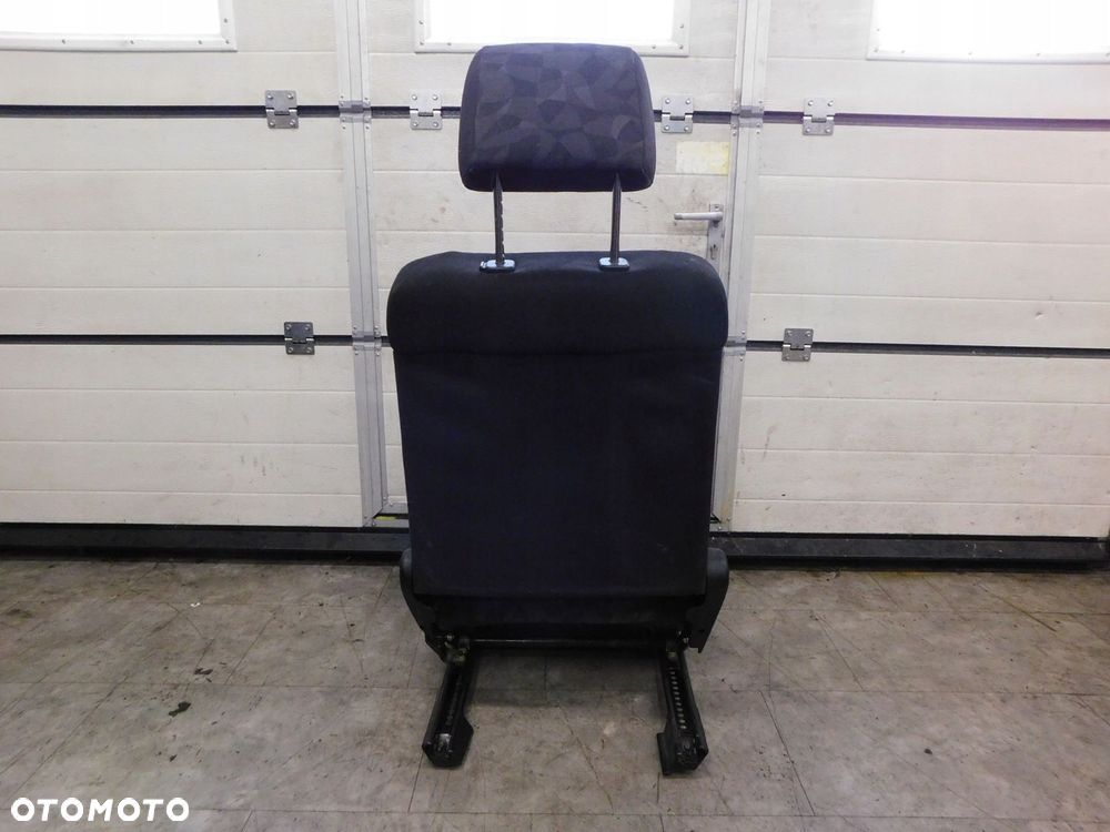 MERCEDES W202 2.2 CDI FOTEL PASAŻERA - 4