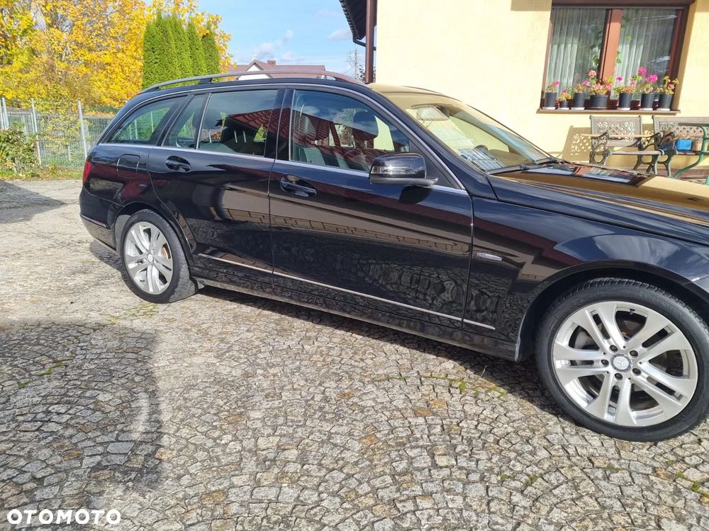 Mercedes-Benz Klasa C 180 T Kompressor Automatik Avantgarde - 14