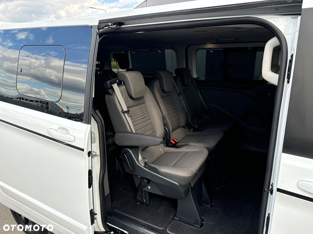 Ford Tourneo Custom 2.0 TDCi L2 Titanium SelectShift - 16