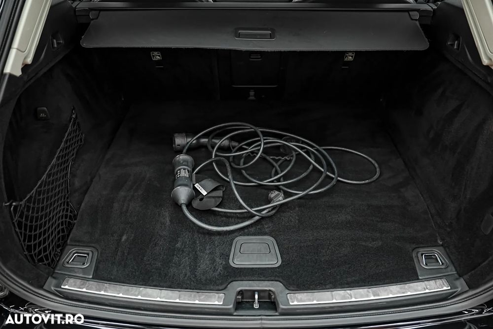 Volvo XC 60 Recharge T6 Twin Engine eAWD Inscription Expression - 39