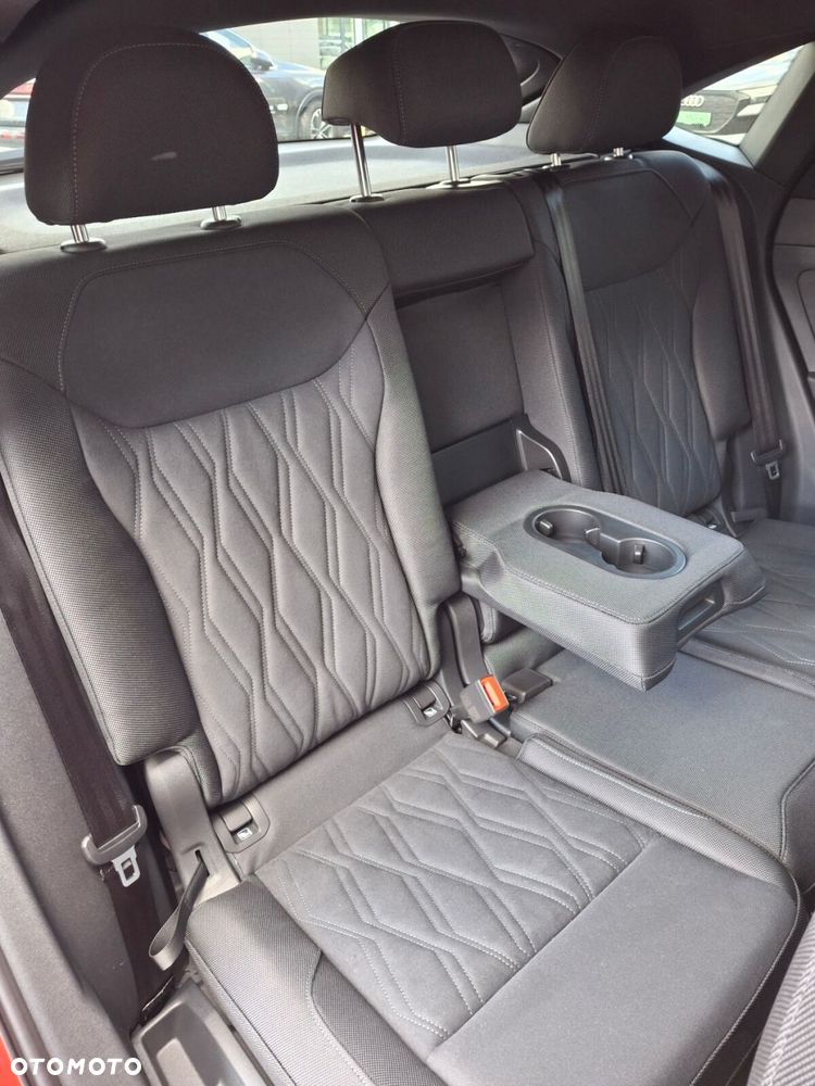 Audi Q3 Sportback - 15