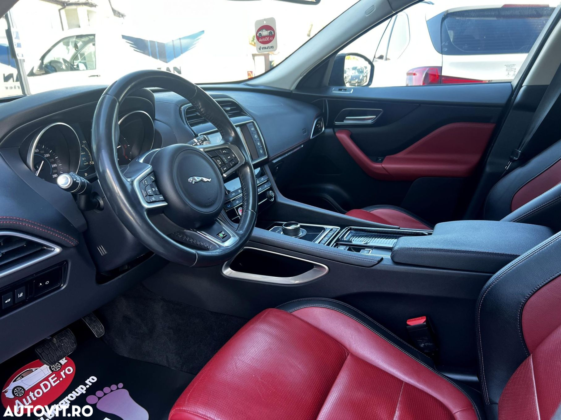 Jaguar F-Pace 20d AWD R-Sport - 5