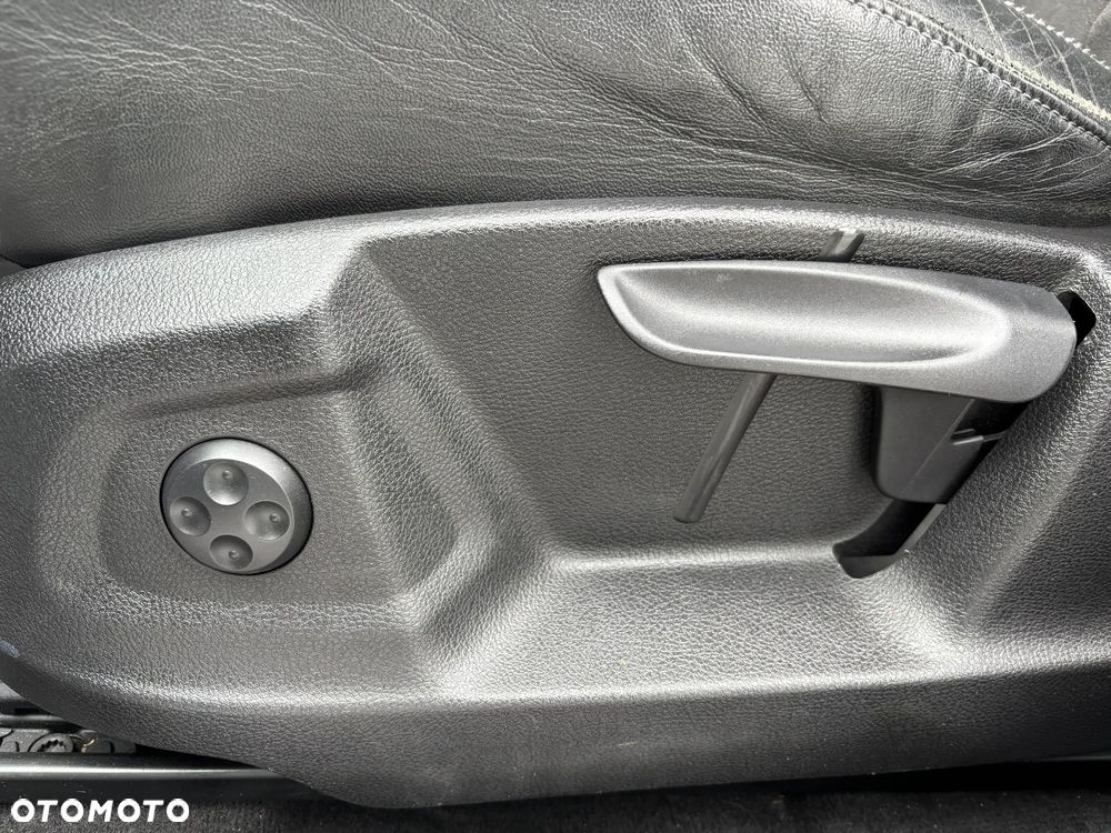 Audi Q5 2.0 TDI quattro Stronic - 14