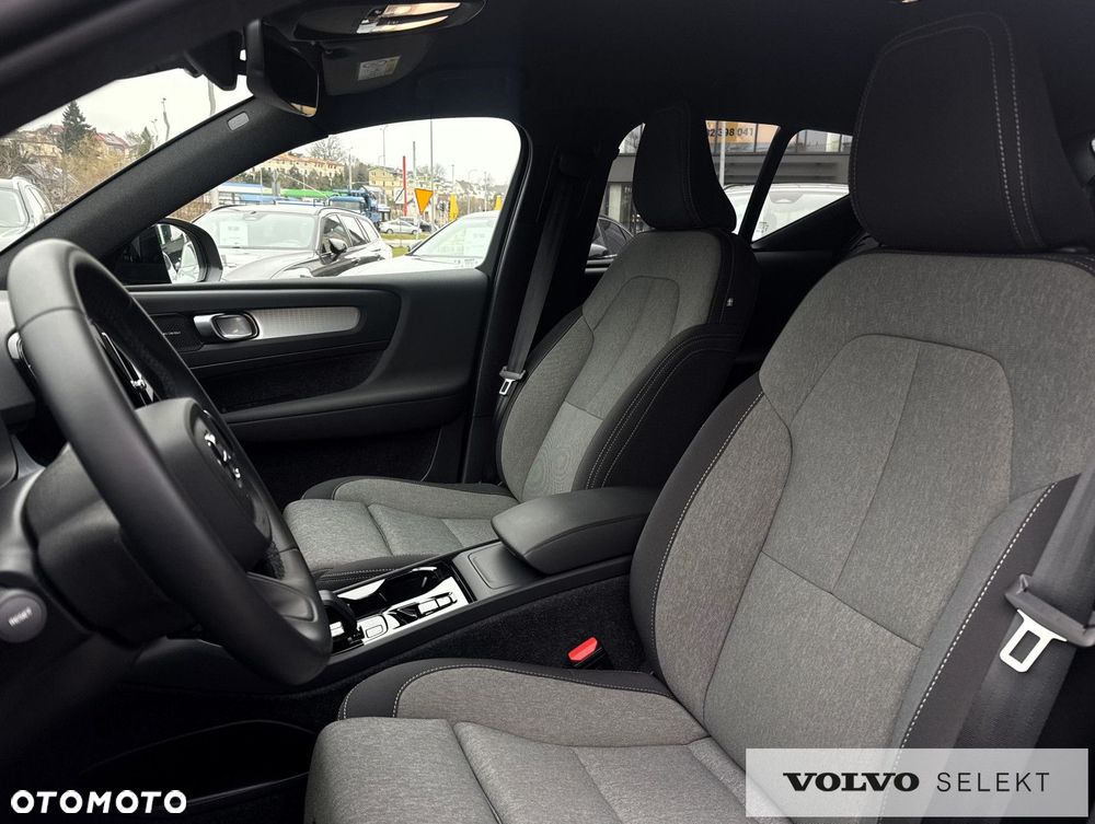 Volvo XC 40 - 31