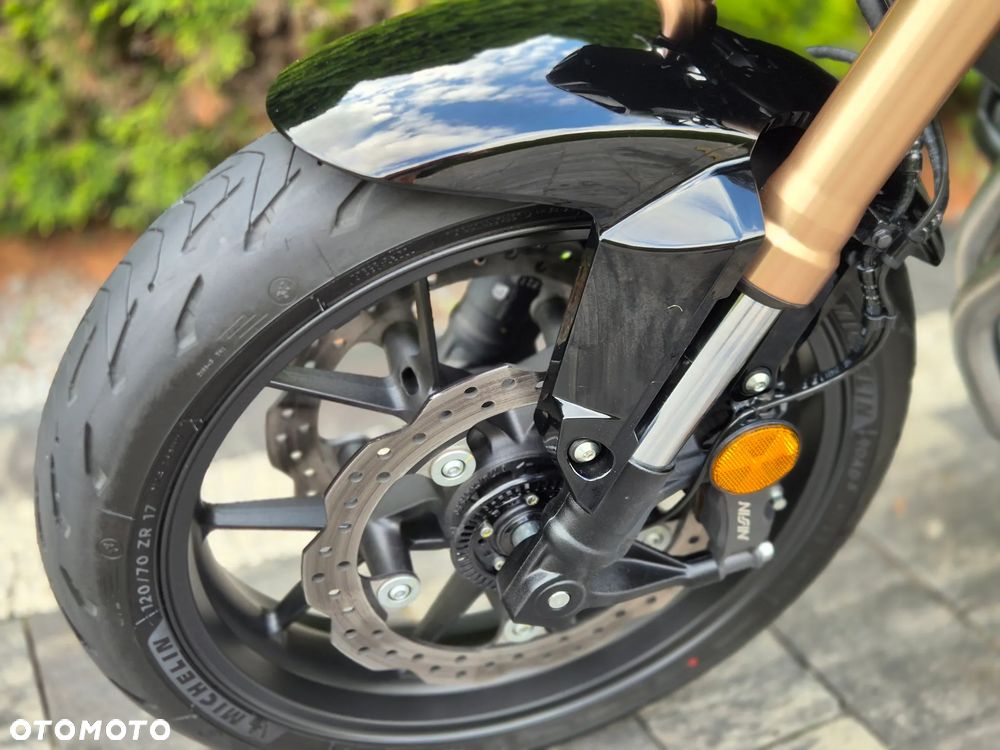 Honda CB - 29