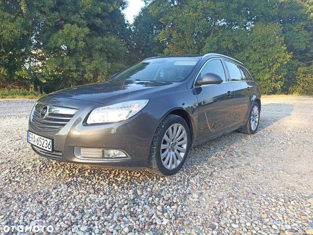 Opel Insignia - 1