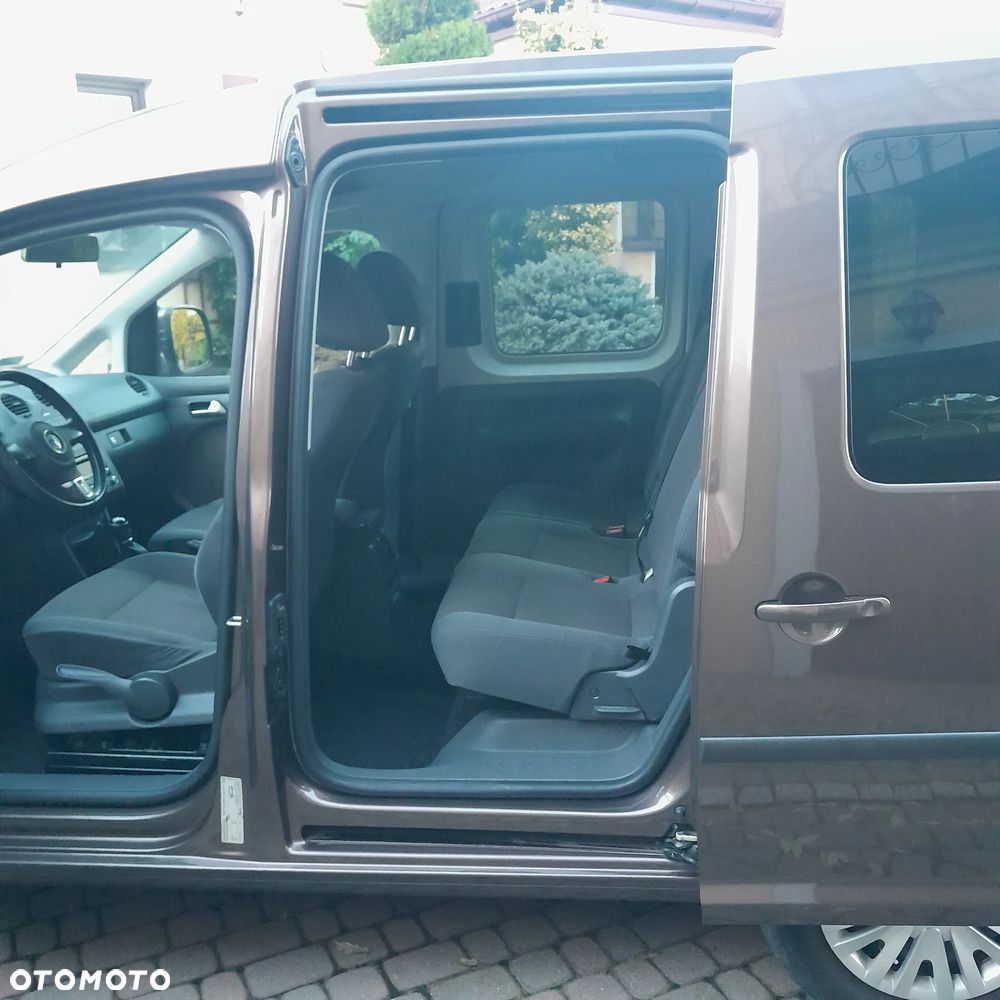 Volkswagen Caddy Trendline Mixt - 9