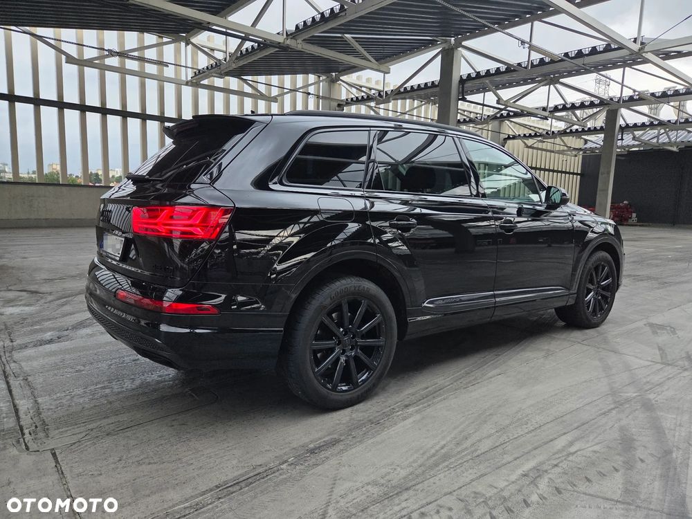 Audi Q7 2018 photo 3