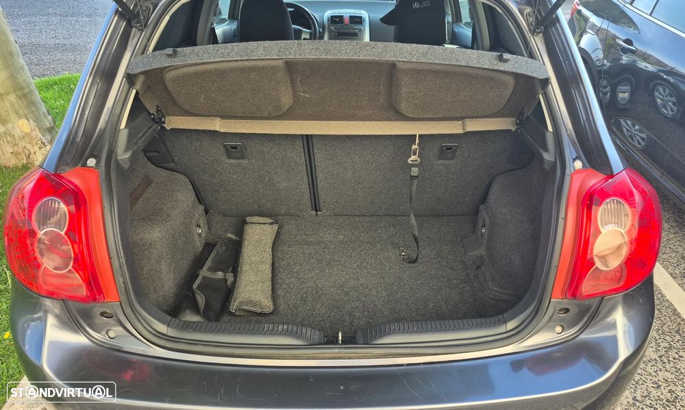 Toyota Auris 1.4 D-4D Sol DPF - 9