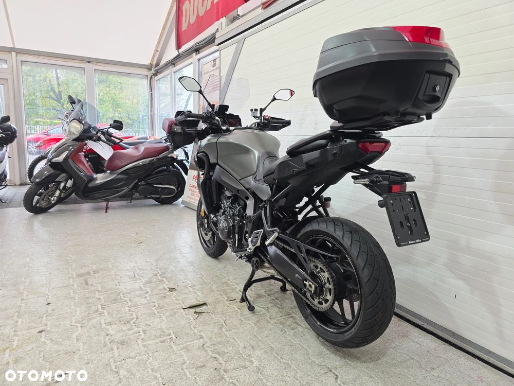 Yamaha MT - 3