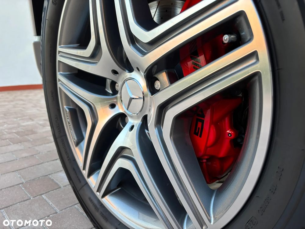 Mercedes-Benz Klasa G AMG 63 AMG SPEEDSHIFT 7G-TRONIC - 10