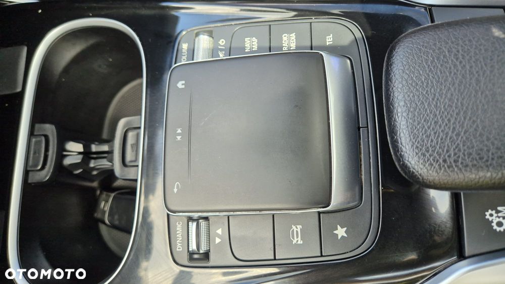 Mercedes-Benz CLA AMG 35 4-Matic 7G-DCT - 23
