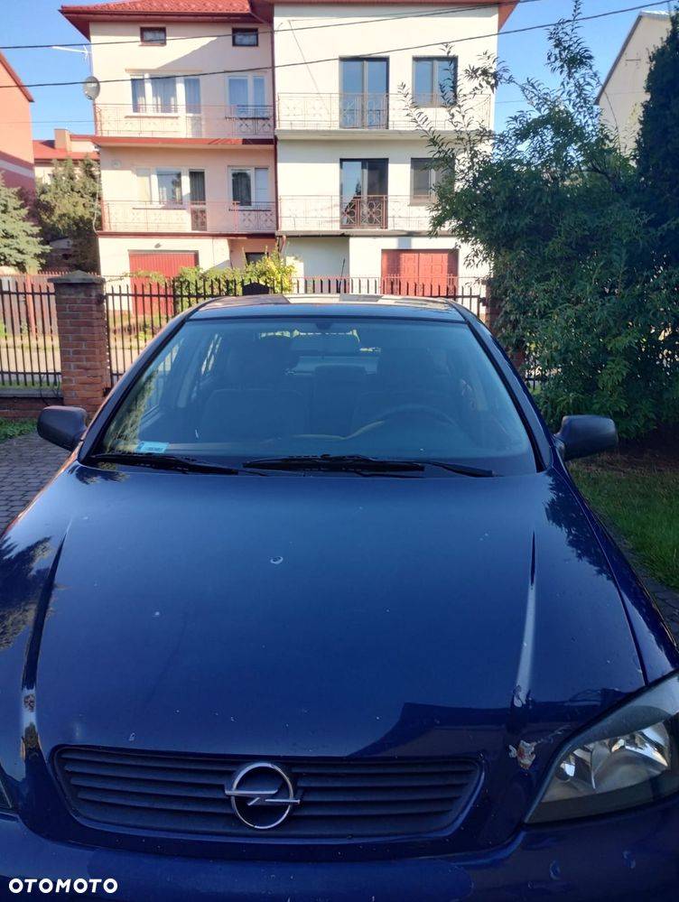 Opel Astra - 1